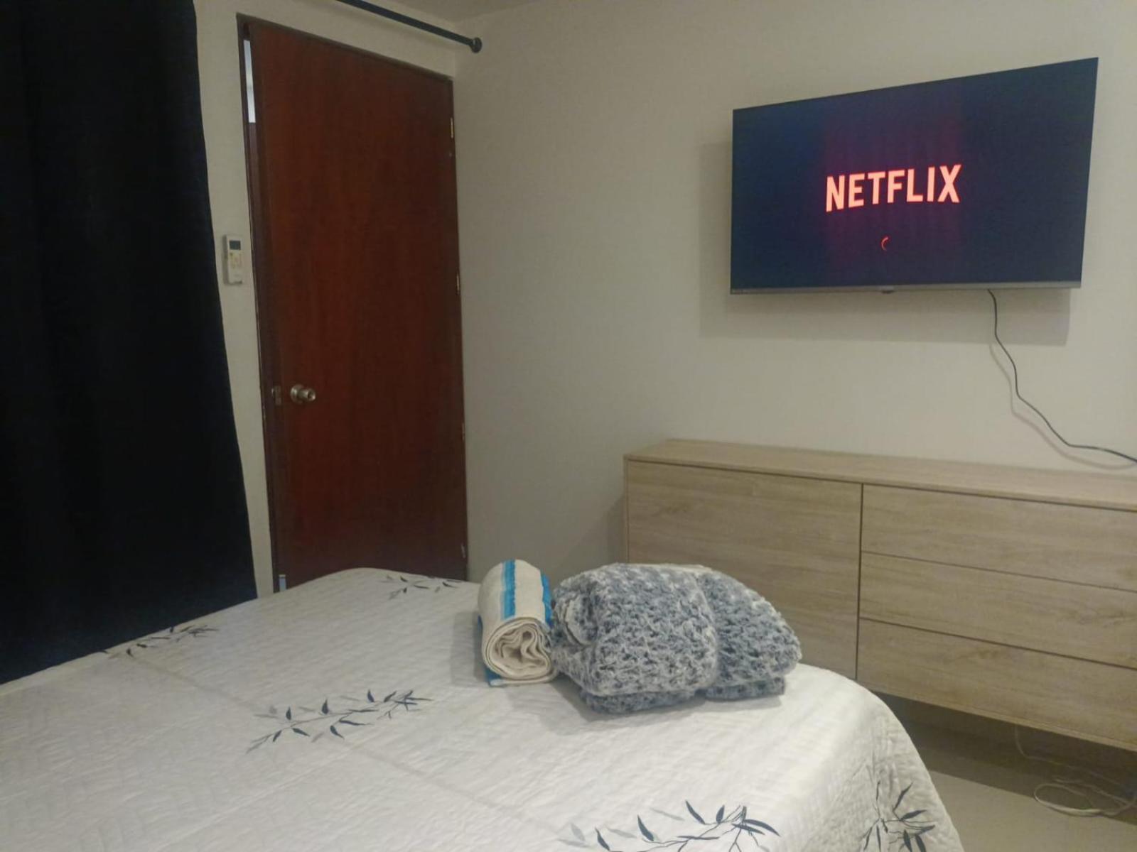 Confortable Centrica En Cerca Al Aeropuerto Y Centro De Eventos *